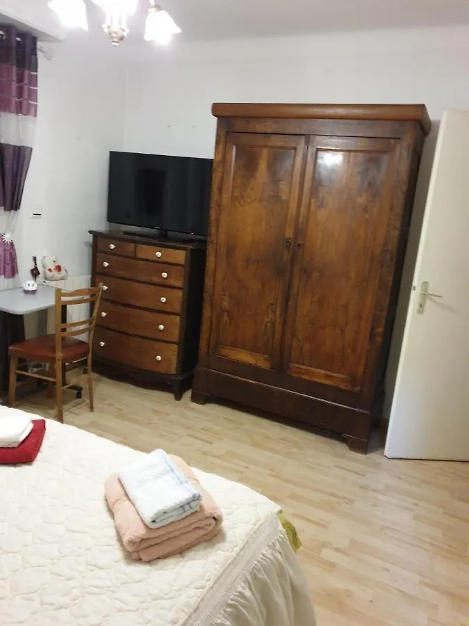 Séjour chez l'habitant Appartement Chez Germaine à Lourdes